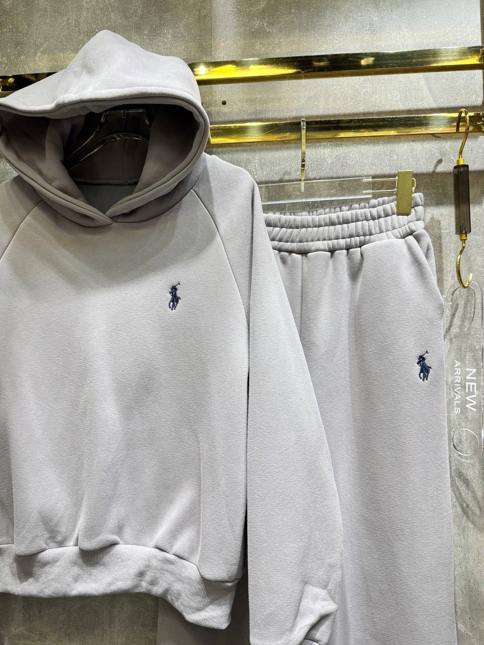 костюм на флисе,костюм женский на флисе,спортивные костюм,жилетка костюм