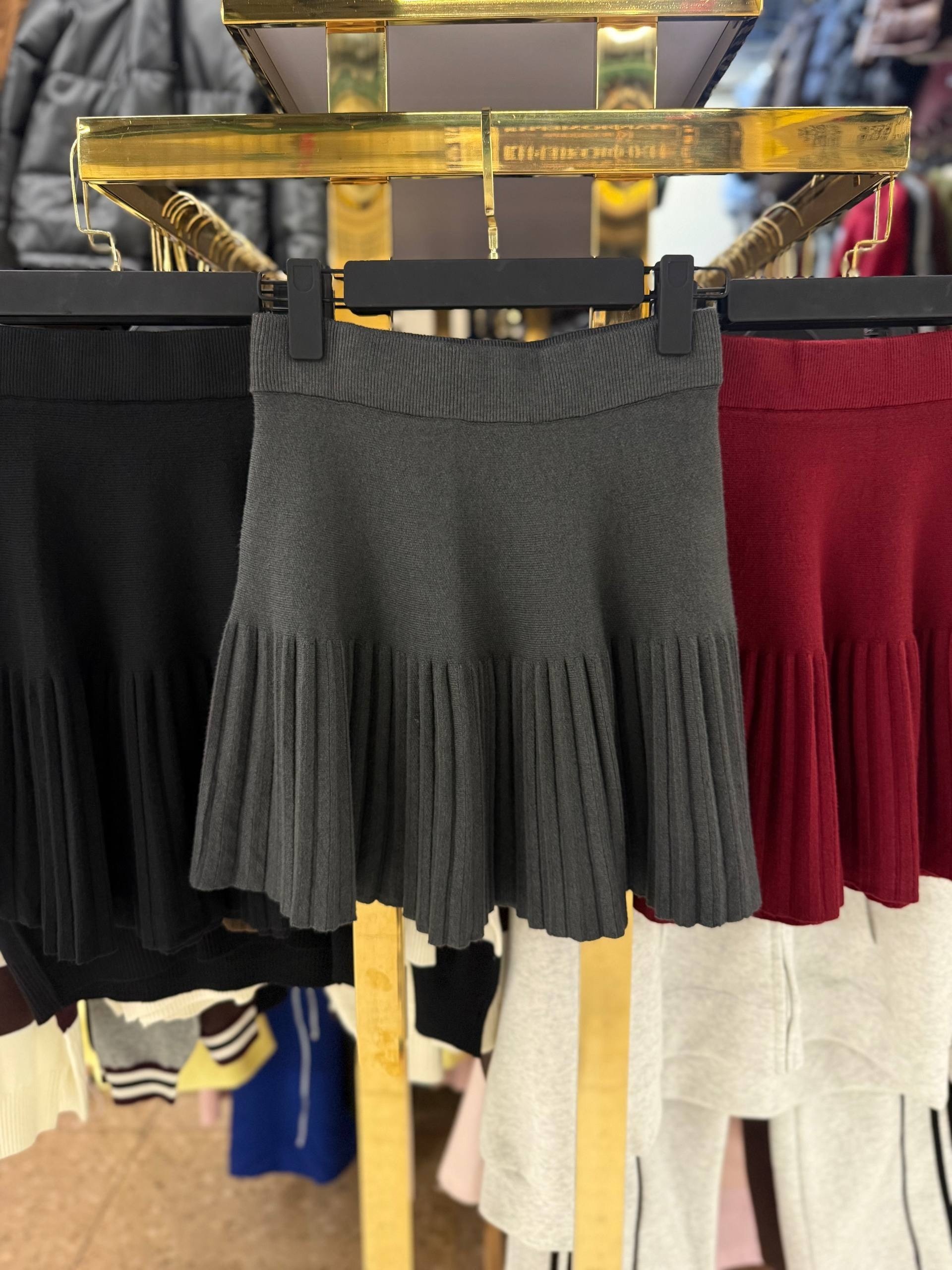 женская плиссированная юбка,плиссированная мини юбка,плиссированная юбка,черная плиссированная юбка,коричневая мини юбка