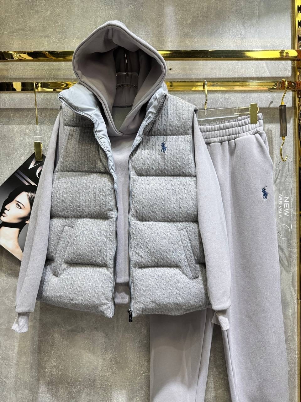 костюм на флисе,костюм женский на флисе,спортивные костюм,жилетка костюм