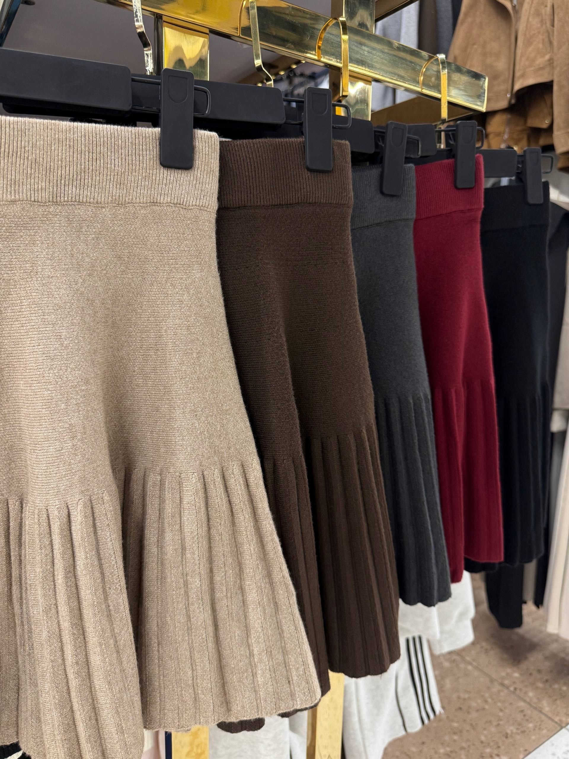 женская плиссированная юбка,плиссированная мини юбка,плиссированная юбка,черная плиссированная юбка,коричневая мини юбка