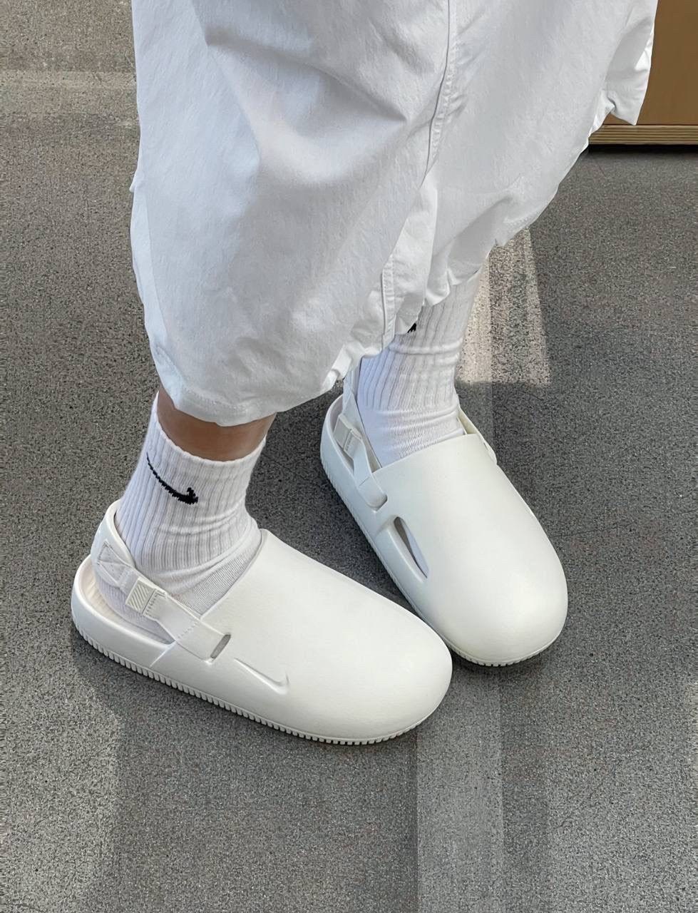 сабо nike,женские шлепанцы,,пантолеты женские,кроссовки