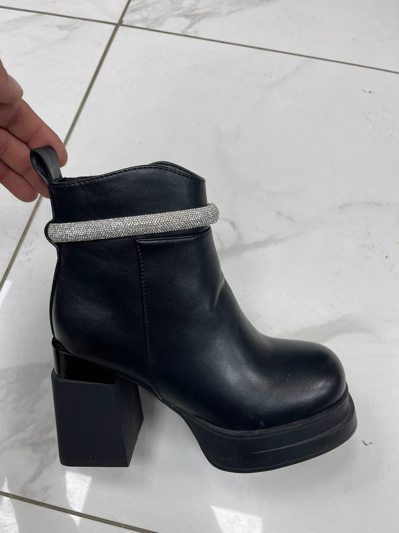 ,ботильоны женские,женские ботинки,женская зимняя ,ботильоны модные