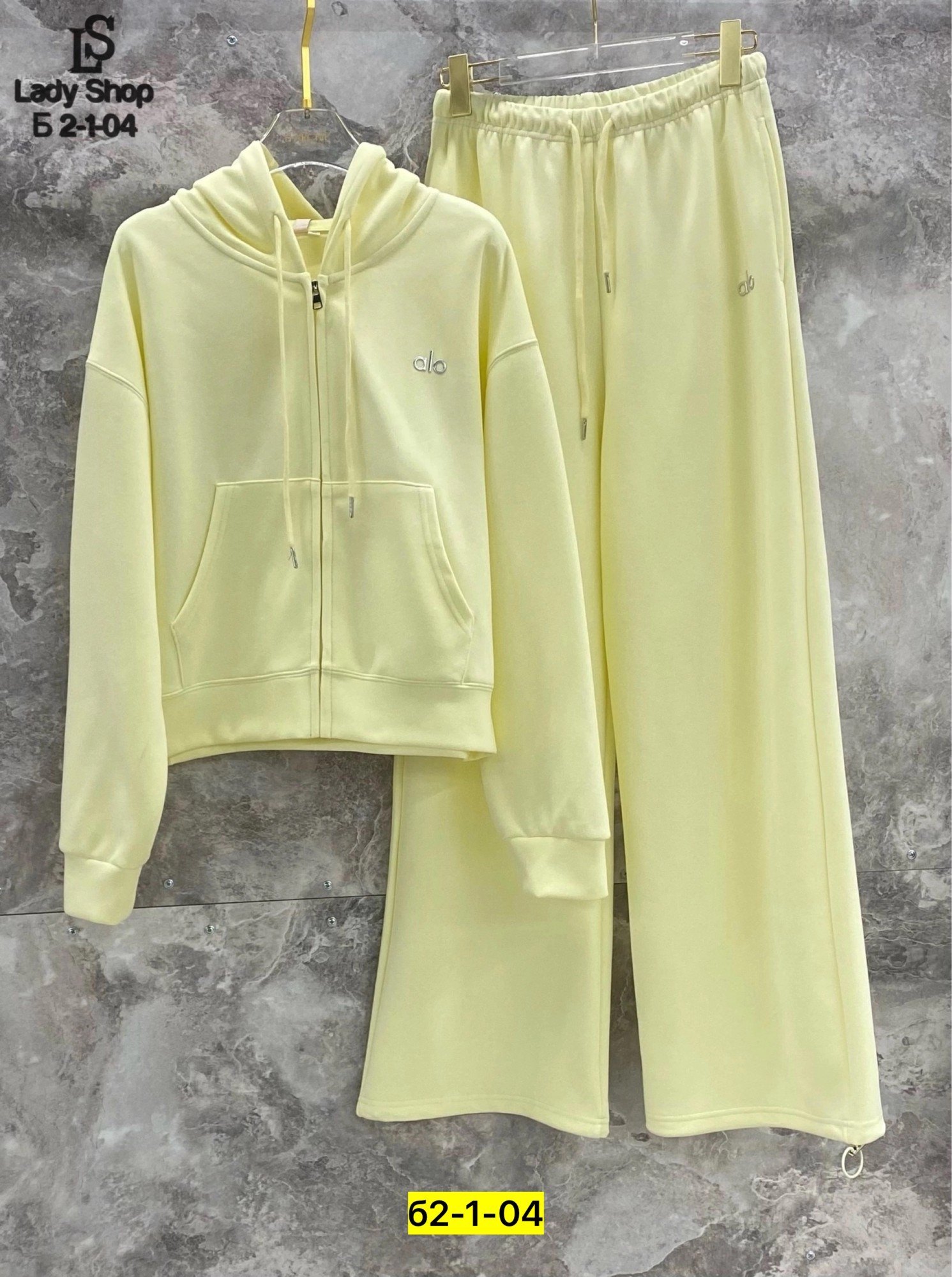 спортивные костюм,спортивные костюмы женские,спортивные костюмы на флисе,костюм на флисе,костюмы двойки