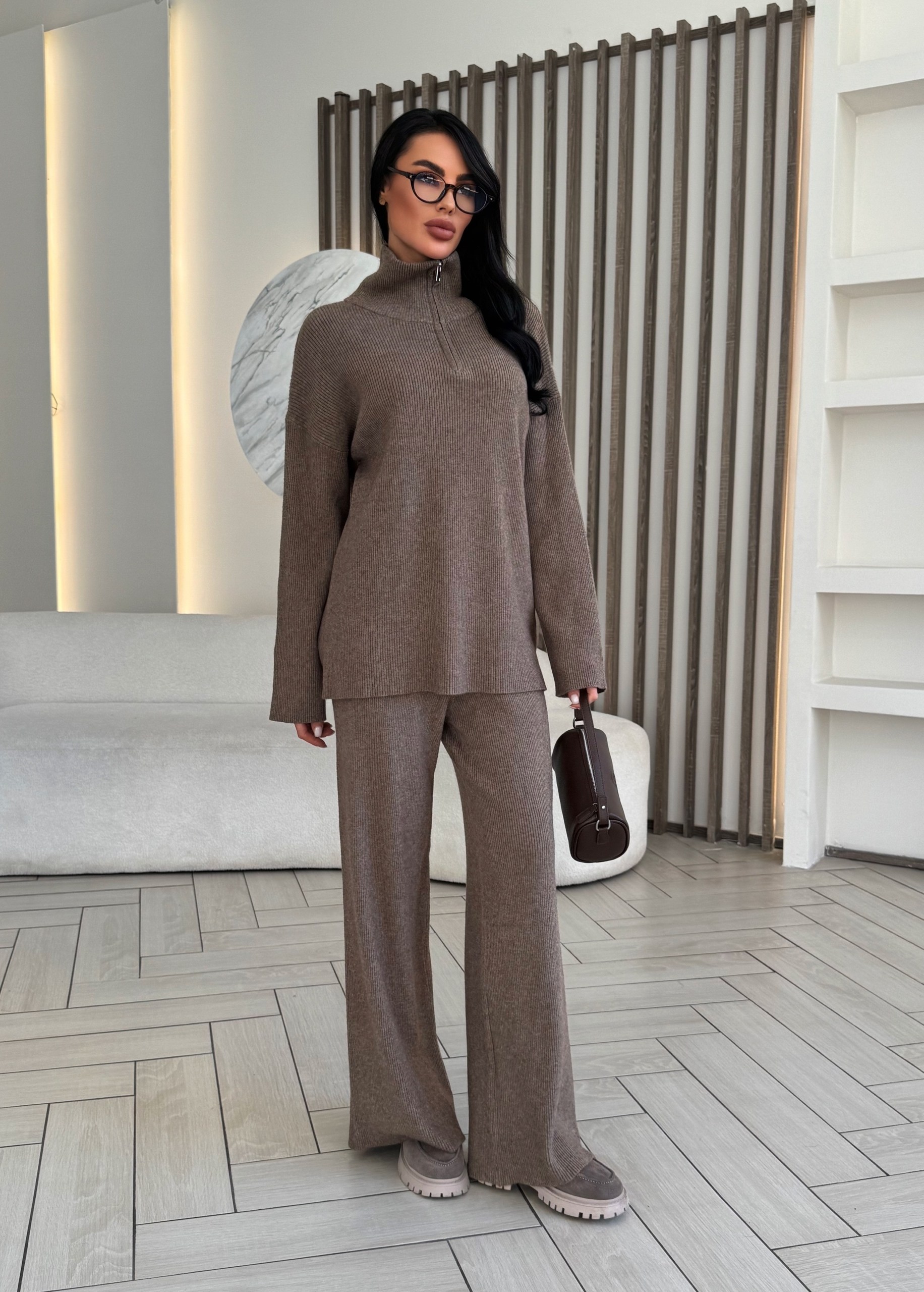 костюмы брючные,трикотажные костюмы,стильные костюмы,вязаные костюмы,костюм с брюками