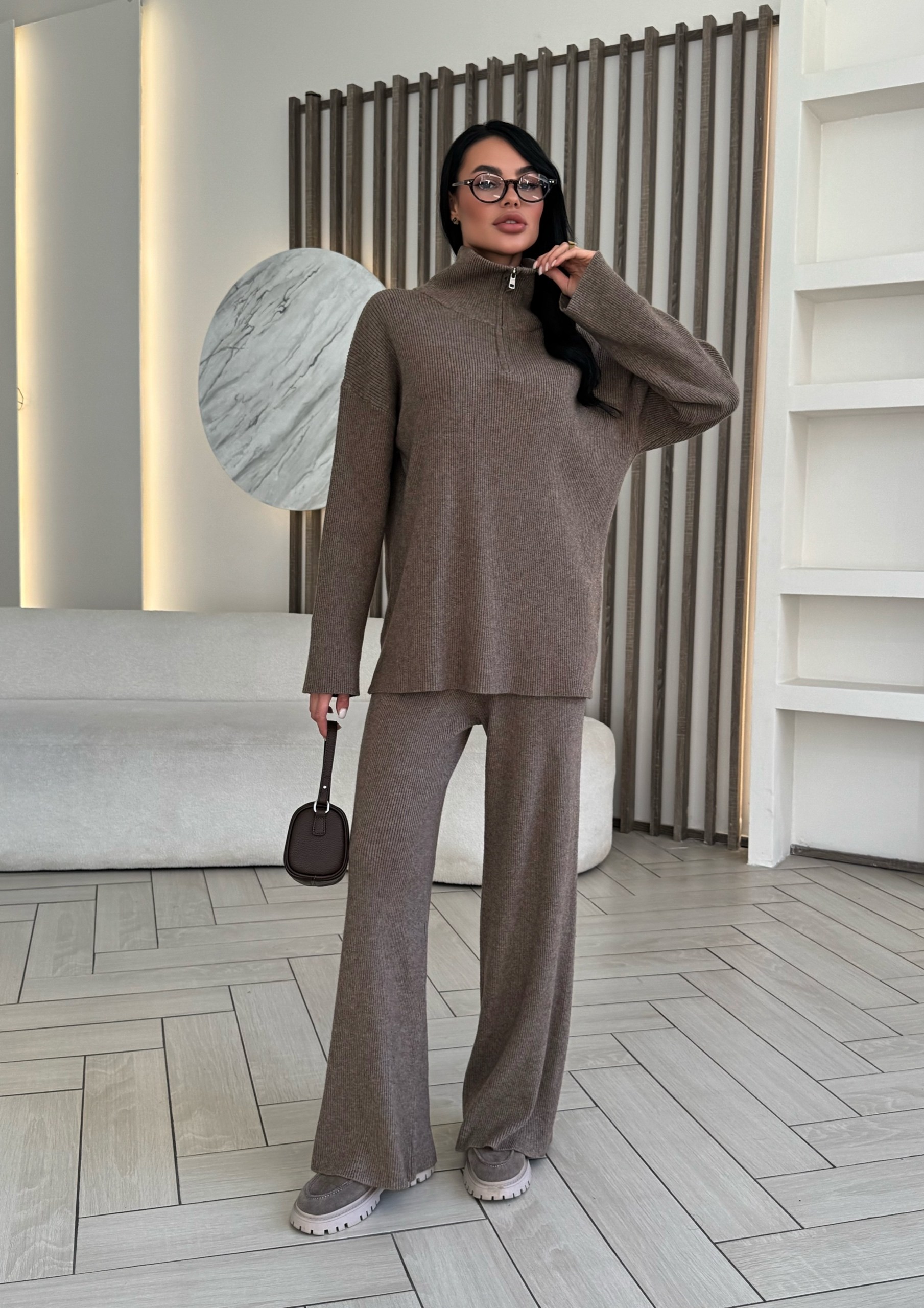 костюмы брючные,трикотажные костюмы,стильные костюмы,вязаные костюмы,костюм с брюками