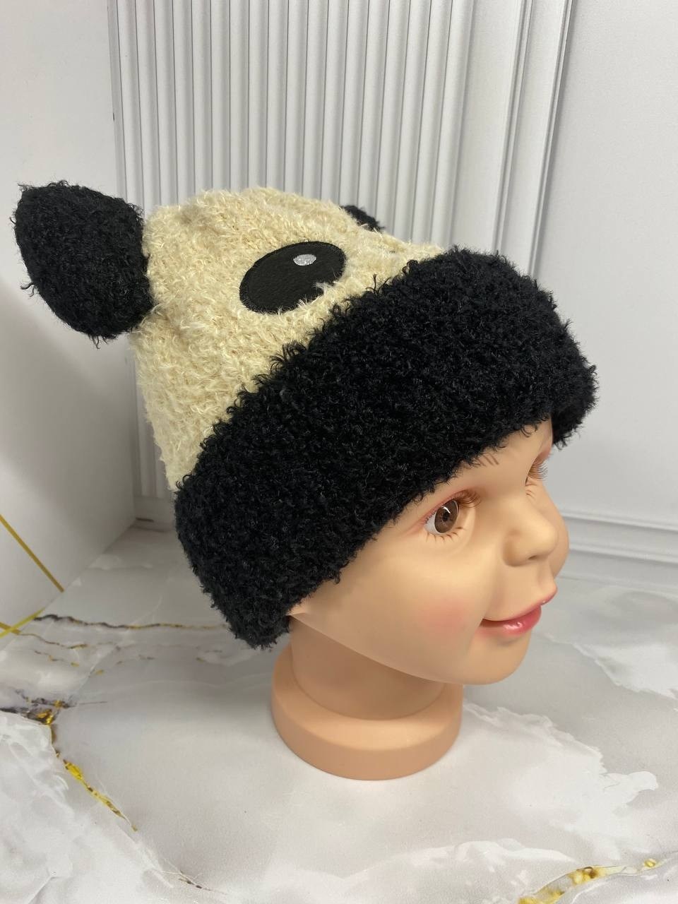 шапка панда,шапка плюшевая,панда вязаная,детские шапки,шапка теплая