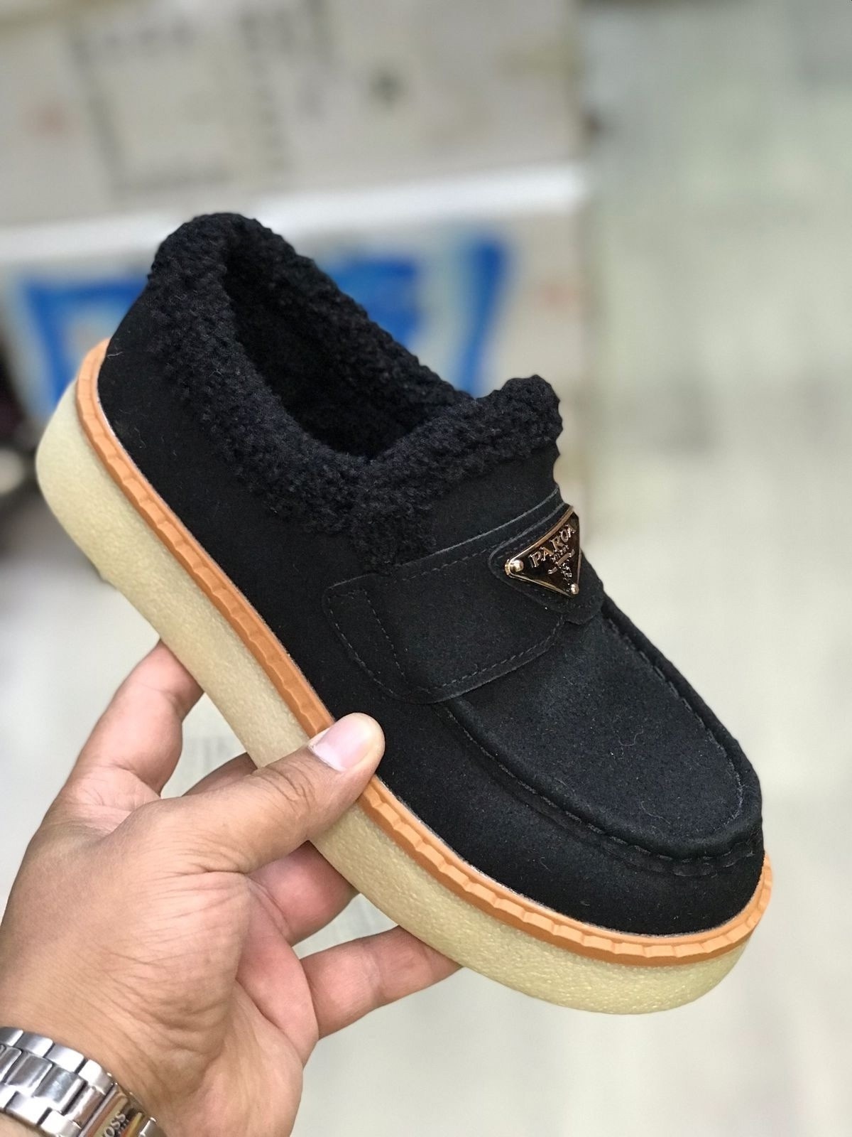 ,женский , женская зимняя,лоферы prada,модная женская