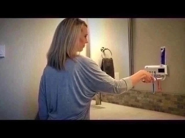 держатель зубной щеток,multi function toothbrush sterilizer,держатель зубных щеток с уф-стерилизатором и дозатором,держатель стерилизатор зубных щеток,дозатор зубной пасты