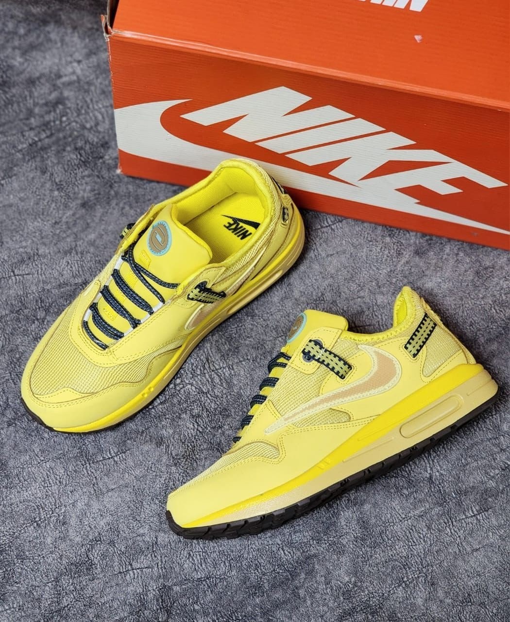 кроссовки nike air max 1 x travis scott,nike air max 1 travis scott cactus jack,travis scott x nike air max 1,nike air max 1 travis scott,кроссовки nike air max 1