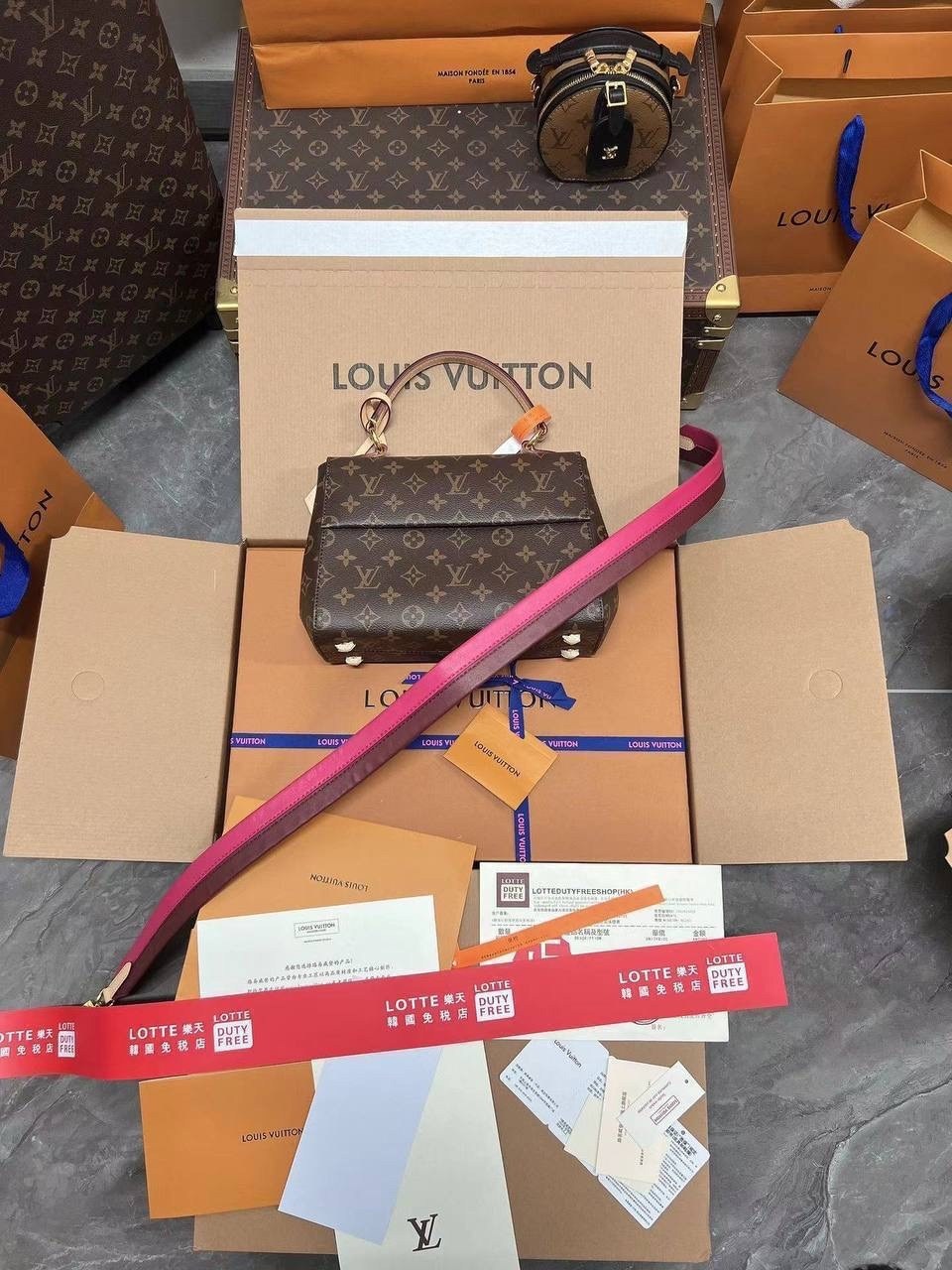 сумка женская louis vuitton,луи виттон сумка,женская брендовая сумка,louis vuitton сумка на плечо,сумка женская луи виттон