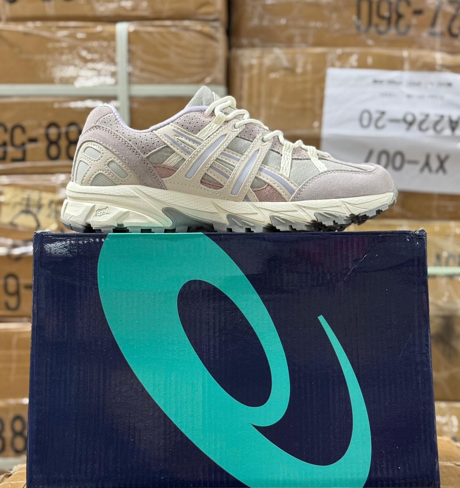 кроссовки женские asics,асикс гель сонома 15 50,кроссовки asics gel,кроссовки asics,кроссовки