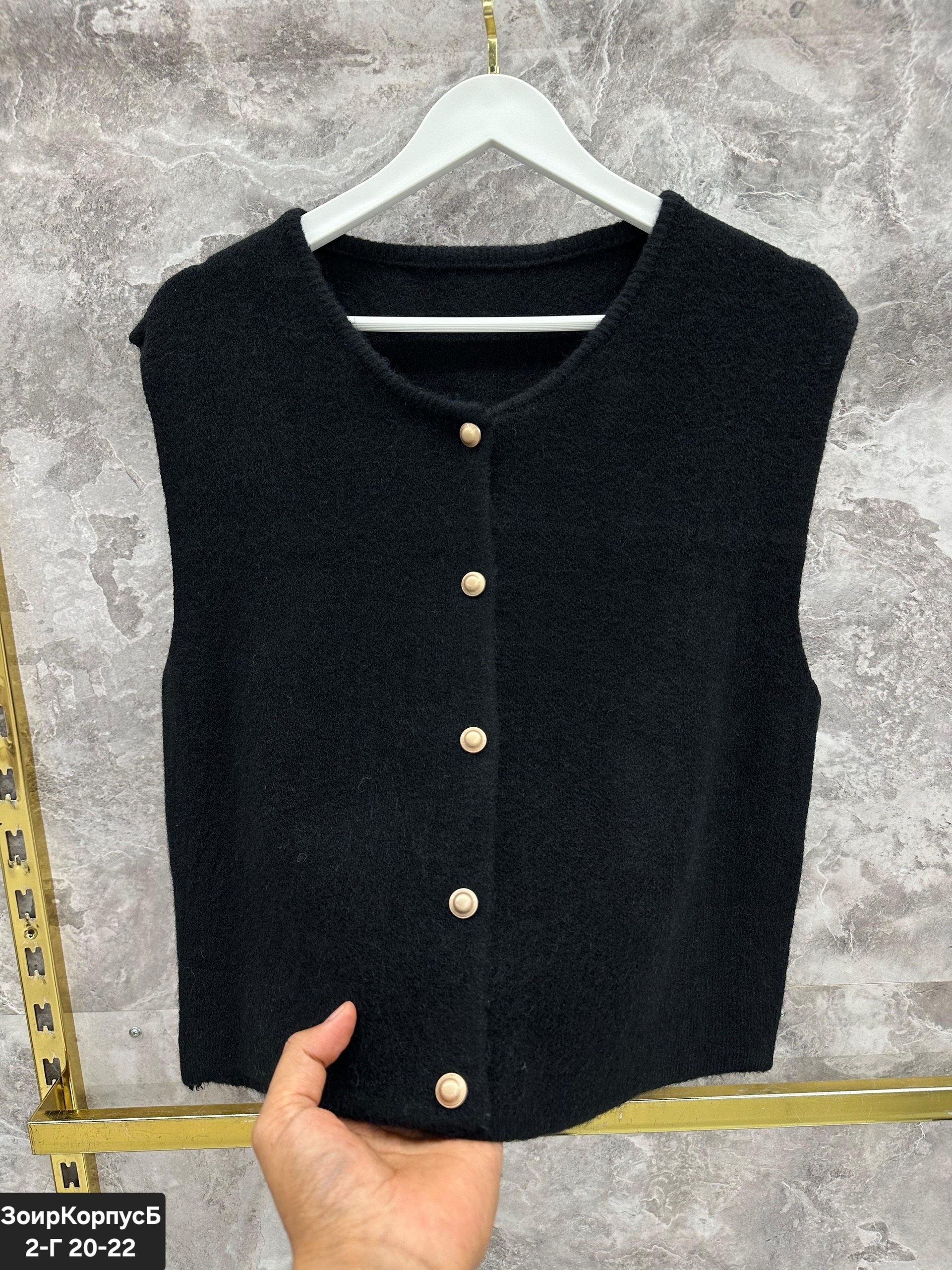 женский вязаный жилет,трикотажный жилет,вязаные жилеты,жилетка трикотажная,женский жилет