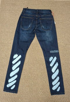 Джинсы