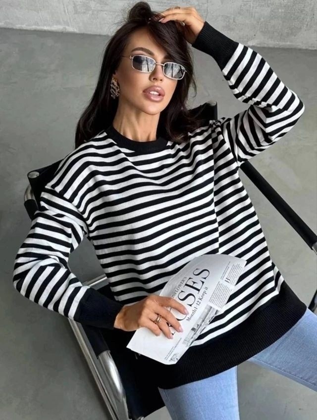 кофта в полоску трикотажная,кофта в полоску,кофта оверсайз в полоску,женская кофта оверсайз,кофта женская