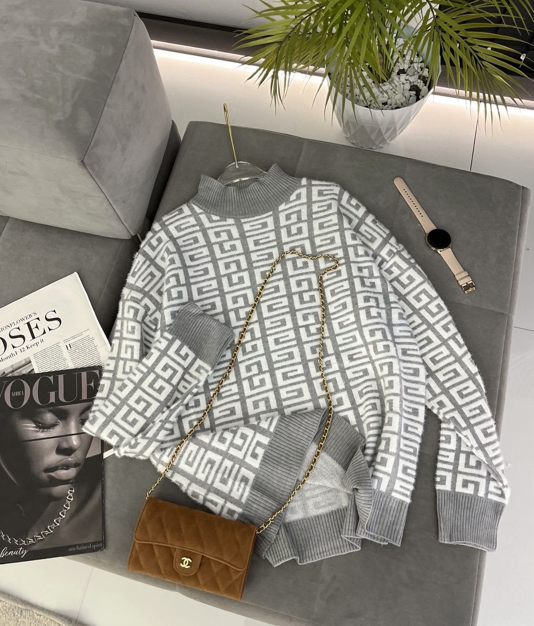 свитер fendi,свитера женские,свитер,свитер кофта,свитер фенди