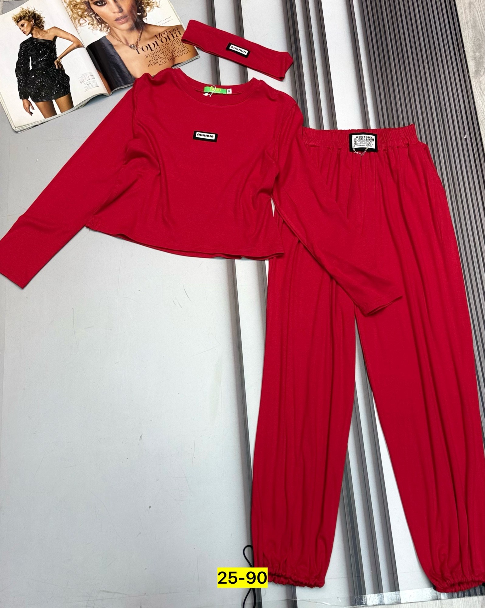 костюм спортивный,костюмы женские,женские спортивные костюмы,костюм с брюками,комплект одежды idilio костюм