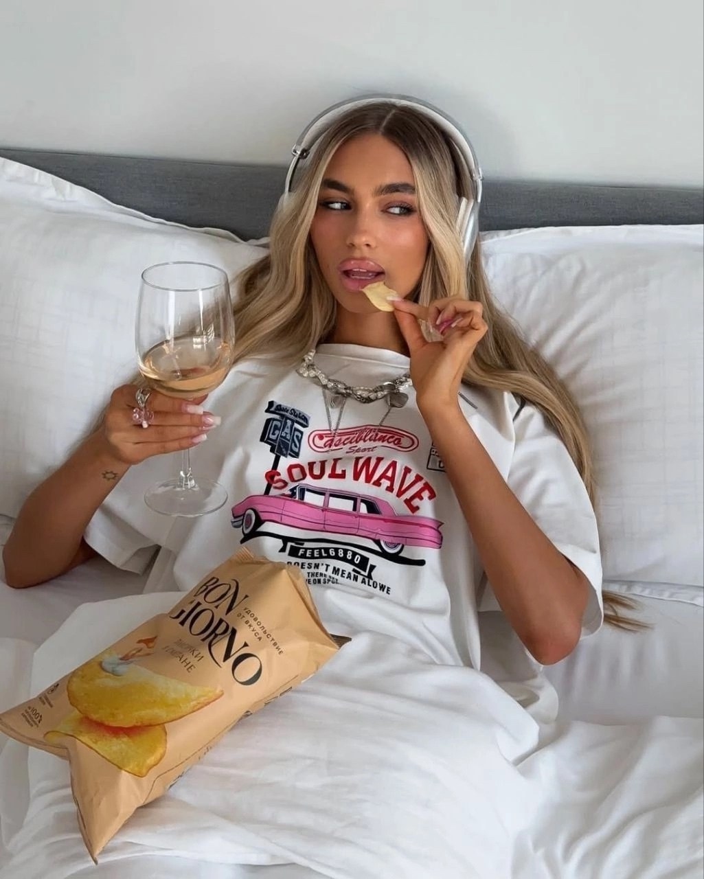 женские футболки,девушка,женские майки,футболка оверсайз,футболки с принтами