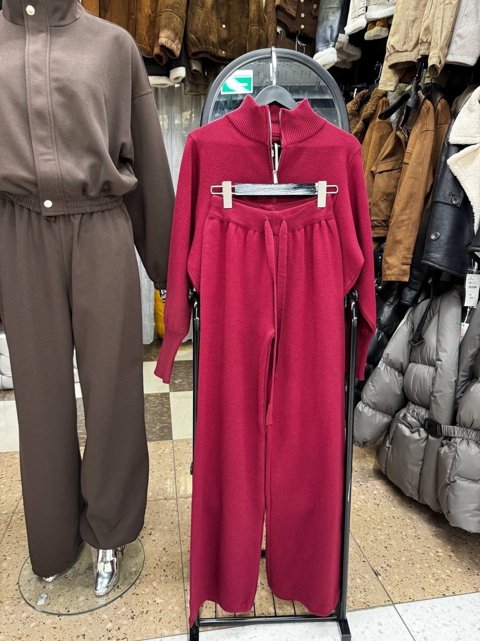 трикотажный женский костюм,костюм кашемировый,трикотажные костюмы,модная ,костюм тройка женский