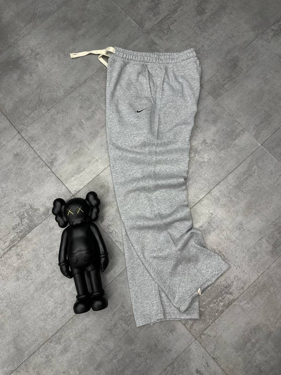 nike sportswear swoosh штаны мужские,брюки спортивные,брюки спортивные nike,брюки спортивные мужские,спортивные штаны мужские nike