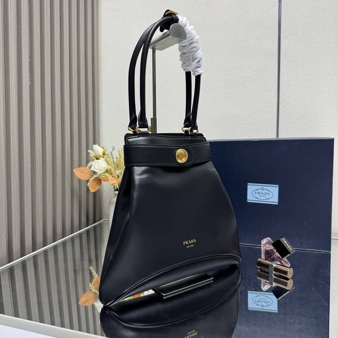 сумка prada,prada сумка на плечо,женская сумка prada,сумка женская,сумка