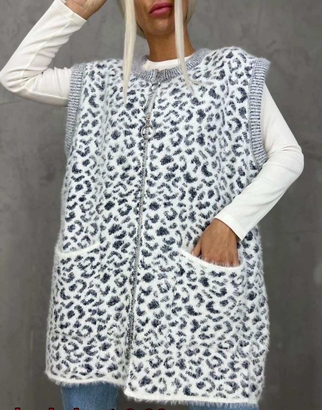 удлиненный жилет с капюшоном,жилетка женская,жилетка на молнии с капюшоном,жилетка вязаная,жилет женский