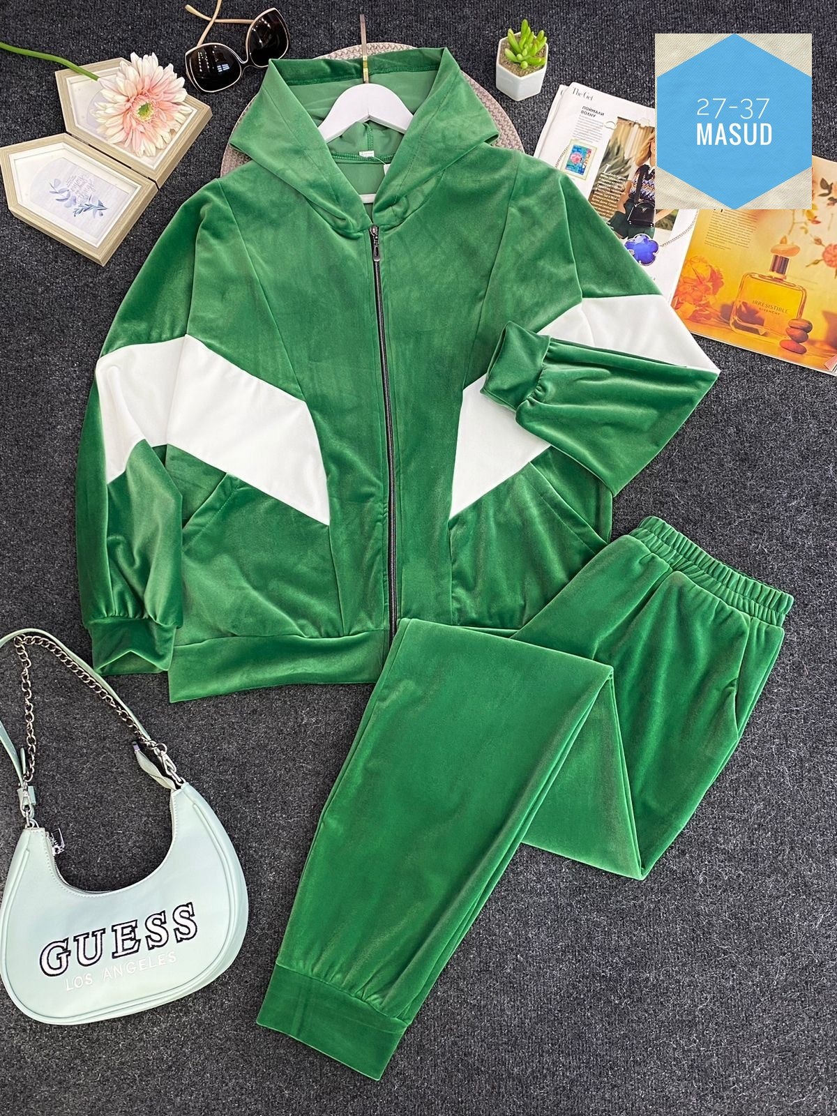 cпортивный костюм велюровый,велюровый спортивный костюм женски,женские спортивные костюмы больших размеров,спортивные костюмы женские,спортивный велюровый костюм двойка