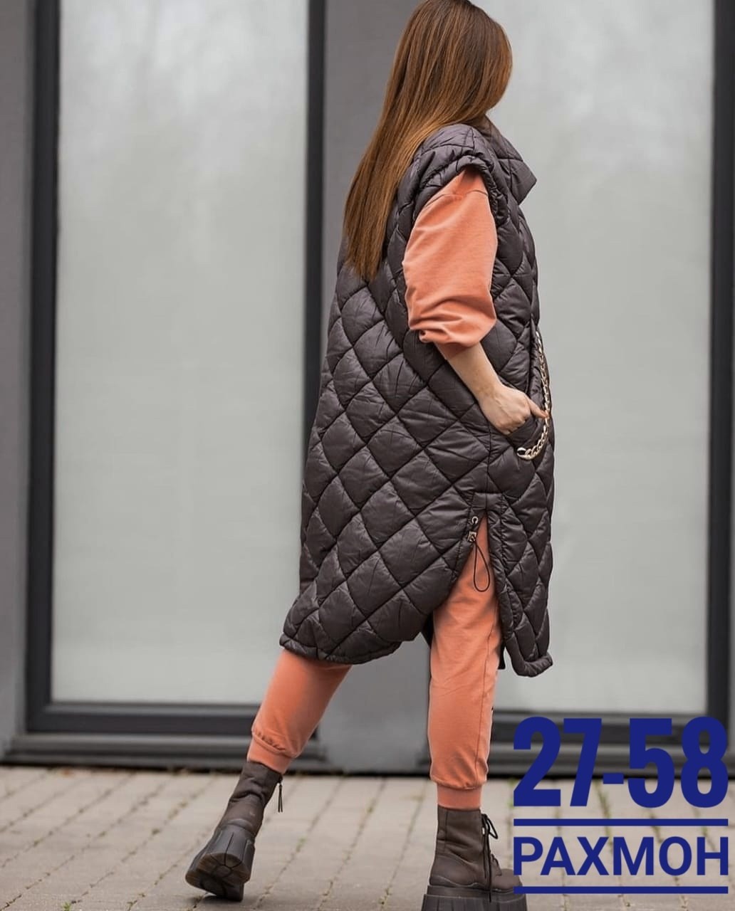 жилет удлиненный женский стеганый больших размеров,жилетка на синтепоне,длинная жилетка стеганная женская размер 56-58,жилет на синтепоне,жилетка женская