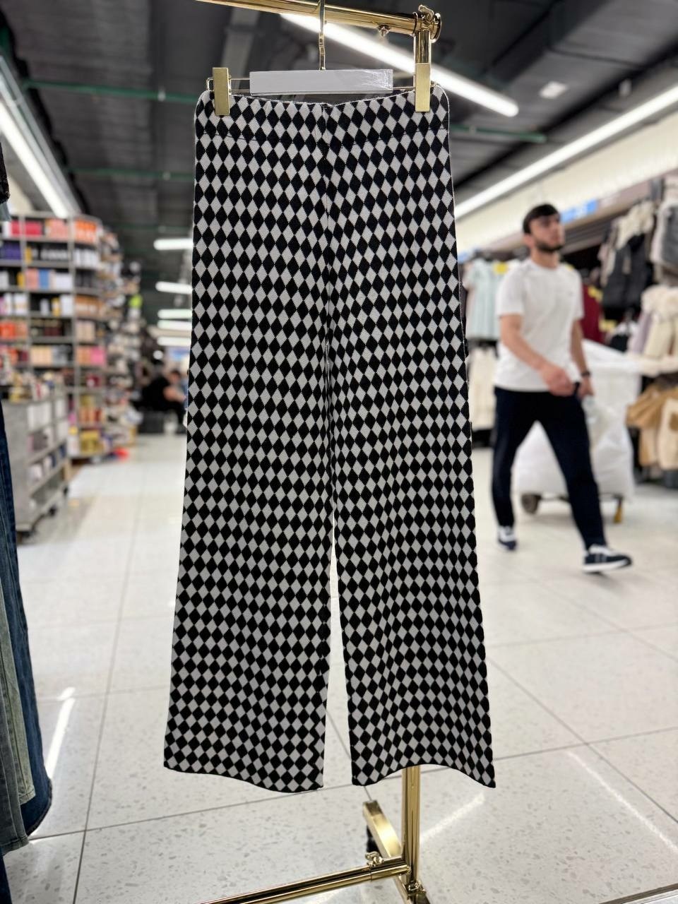 широкие брюки женские,широкие брюки,прямые брюки,модные брюки,теплые брюки