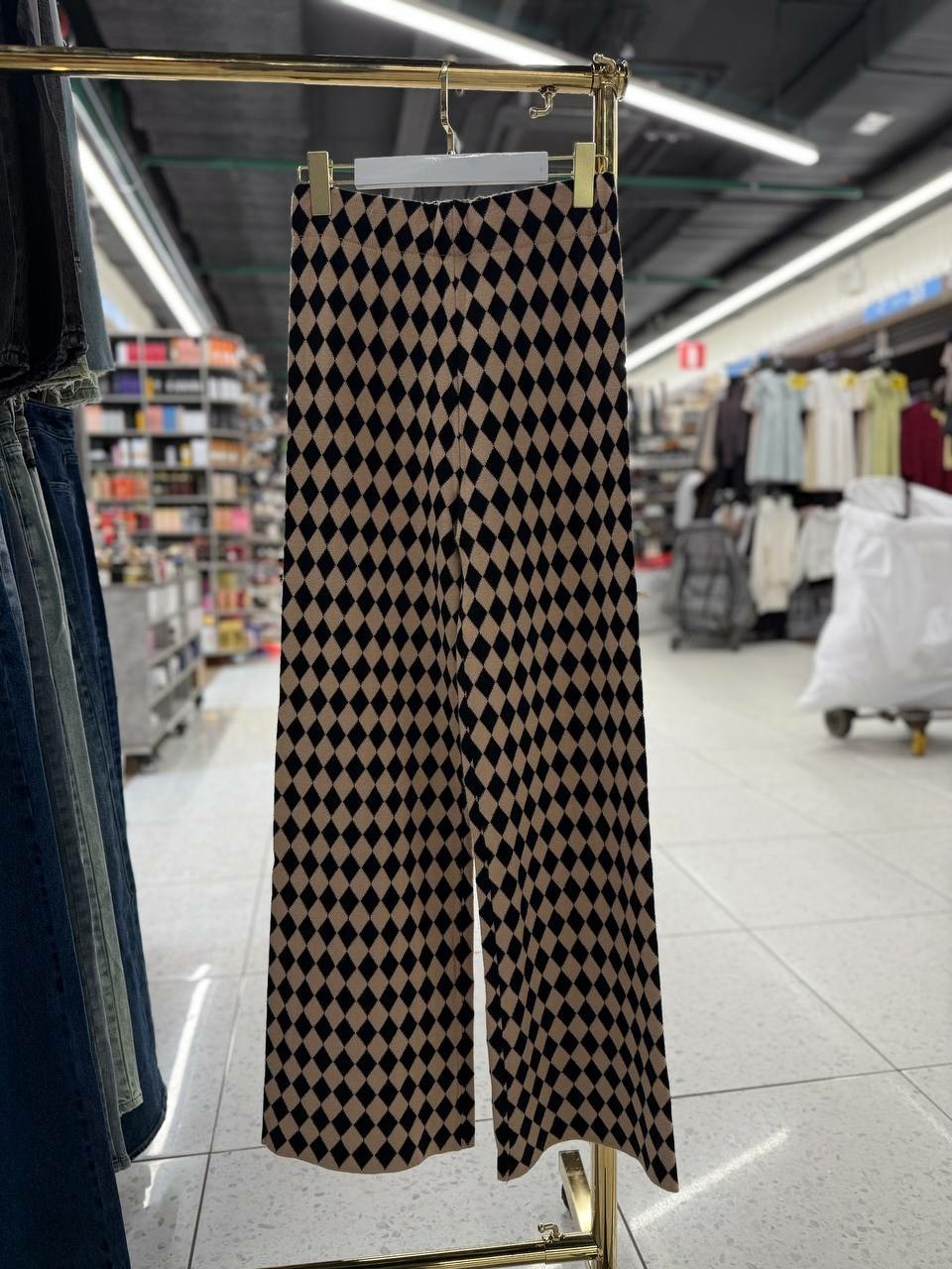 широкие брюки женские,широкие брюки,прямые брюки,модные брюки,теплые брюки