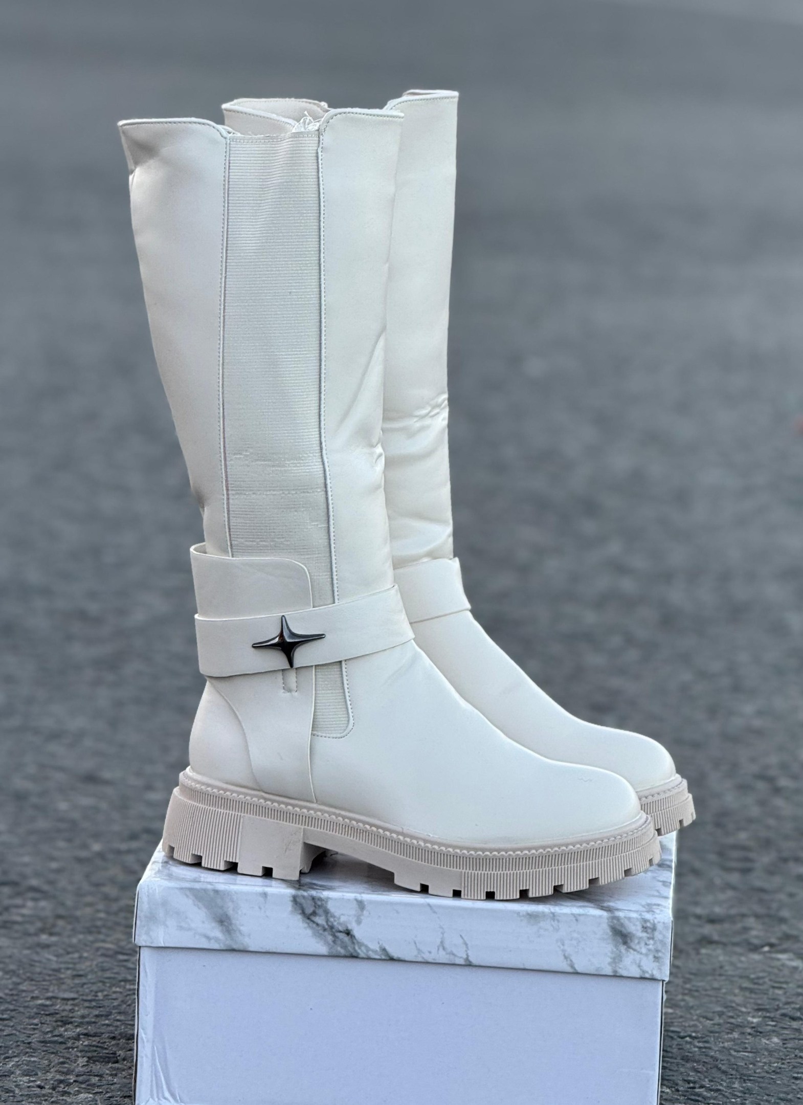 ,женские сапоги,сапоги белые,зимние женские сапоги,модные сапоги