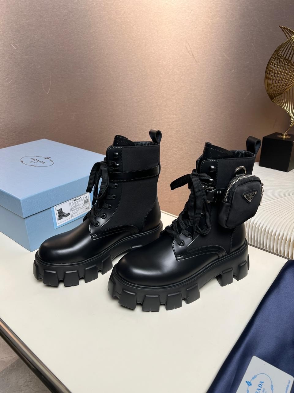 ,женские ботинки,модные ботинки,ботинка,кожаные ботинки