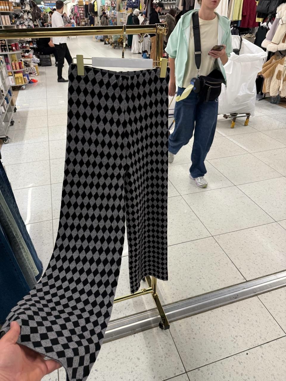 широкие брюки женские,широкие брюки,прямые брюки,модные брюки,теплые брюки