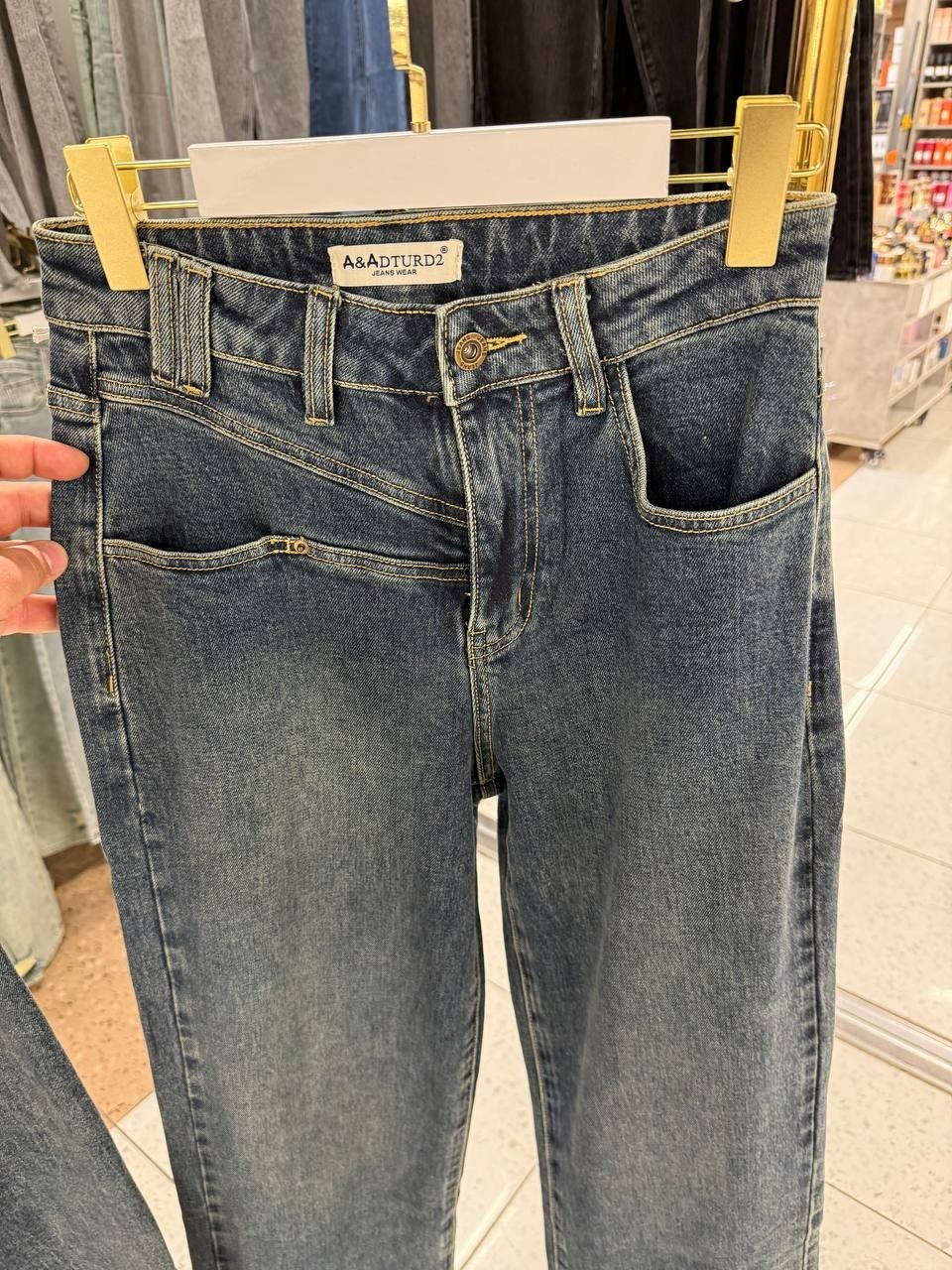 джинсы стильные,женские джинсы,одежда джинсы,джинсы chanel,джинсы джинсы