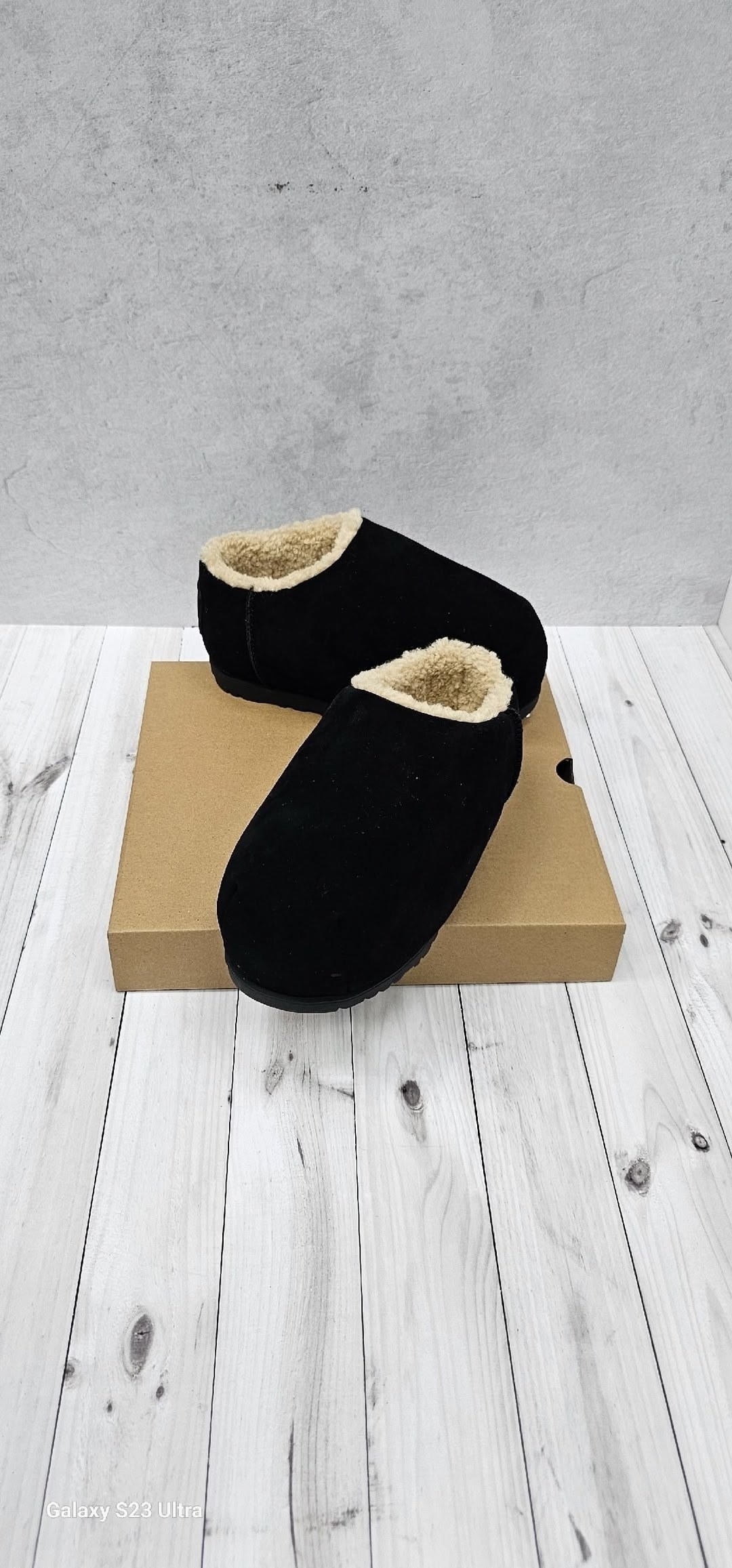 ,ugg slipper,мужские тапочки,домашние тапочки,черные тапочки