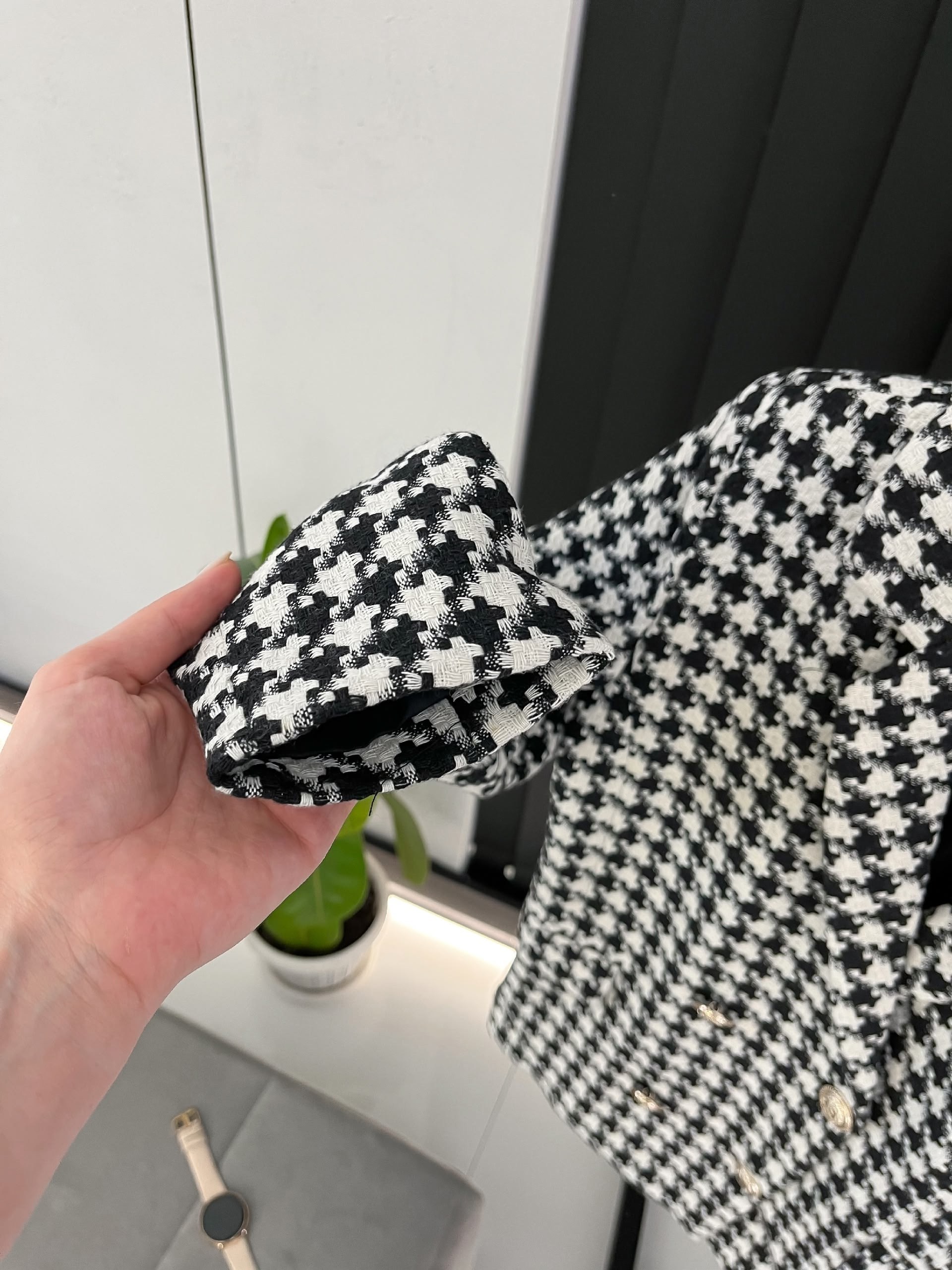 жакет,твидовый костюм,пиджак гусиная лапка,жакет гусиная лапка,жакет в клетку