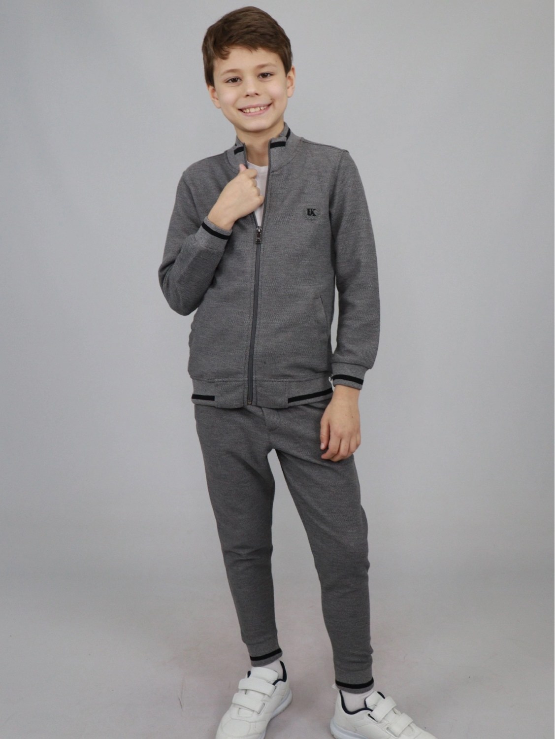 спортивный костюм черный детский,костюм на мальчика,трикотажный бомбер для мальчика,костюм спортивный для мальчика черный,костюмы спортивные для мальчика
