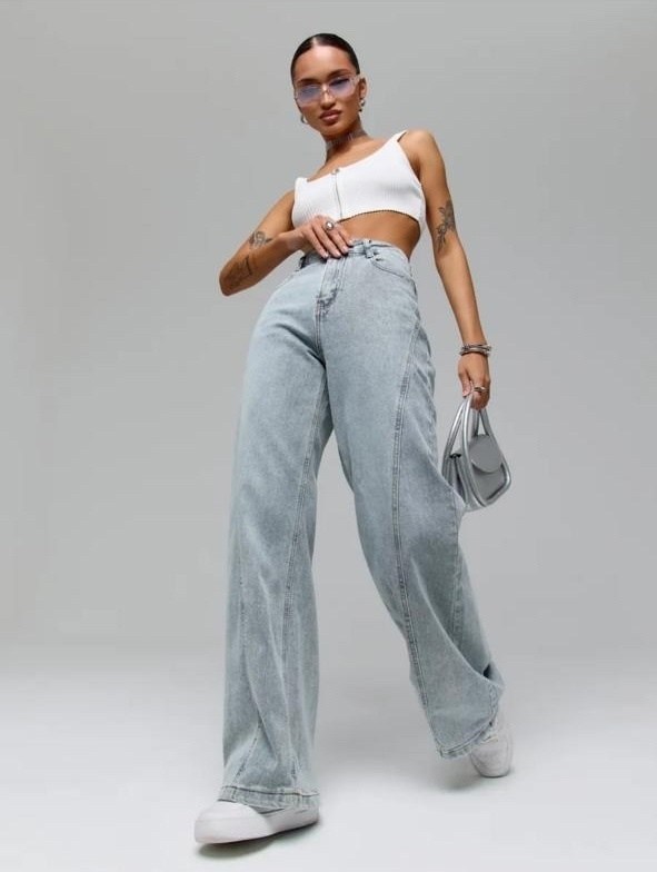 широкие джинсы,джинсы женские широкие,модные джинсы,женские джинсы,стильные джинсы