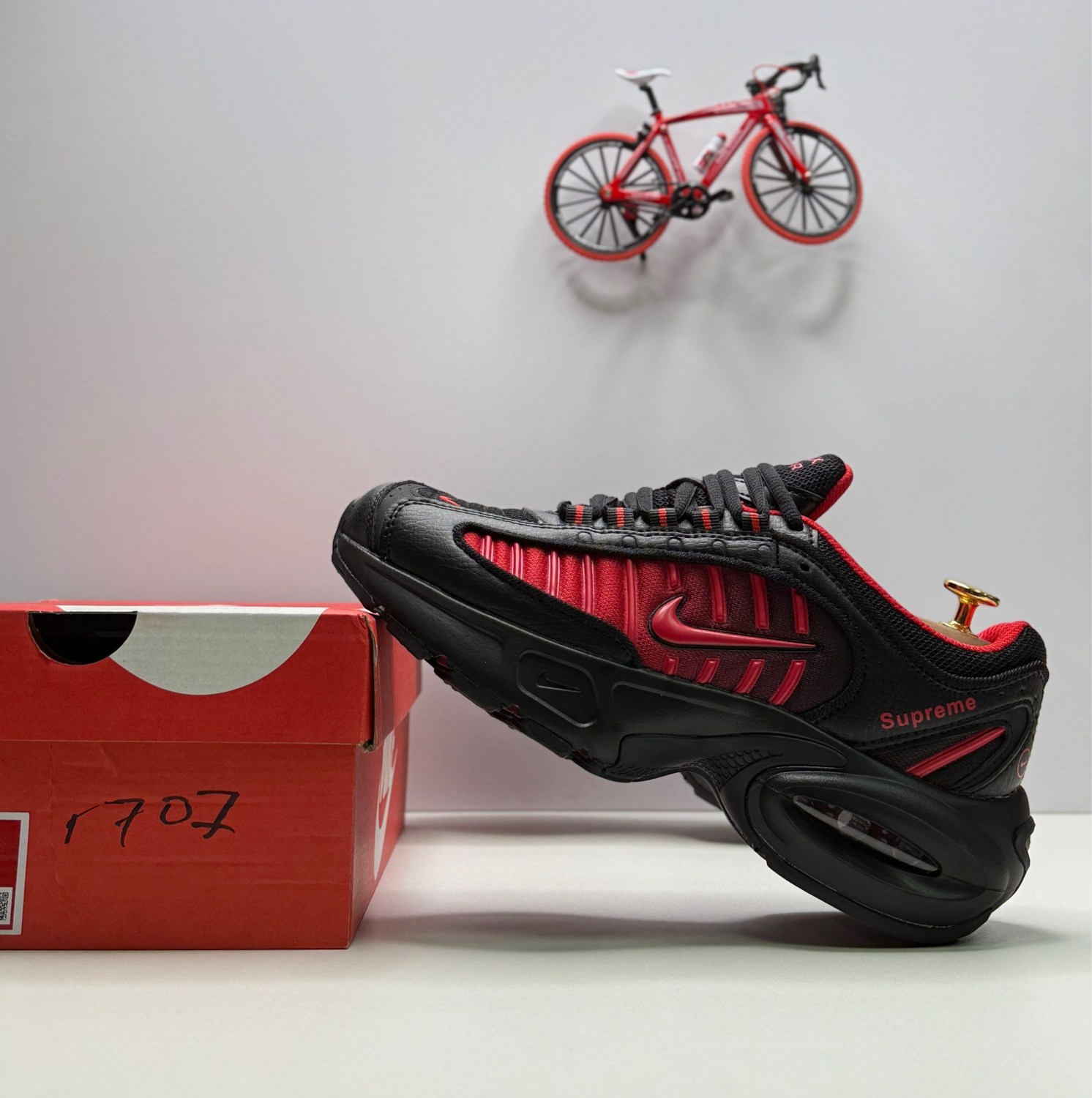 кроссовки nike supreme x air max tailwind 4,кроссовки nike supreme,кроссовки,кроссовки nike,кроссовки nike air max