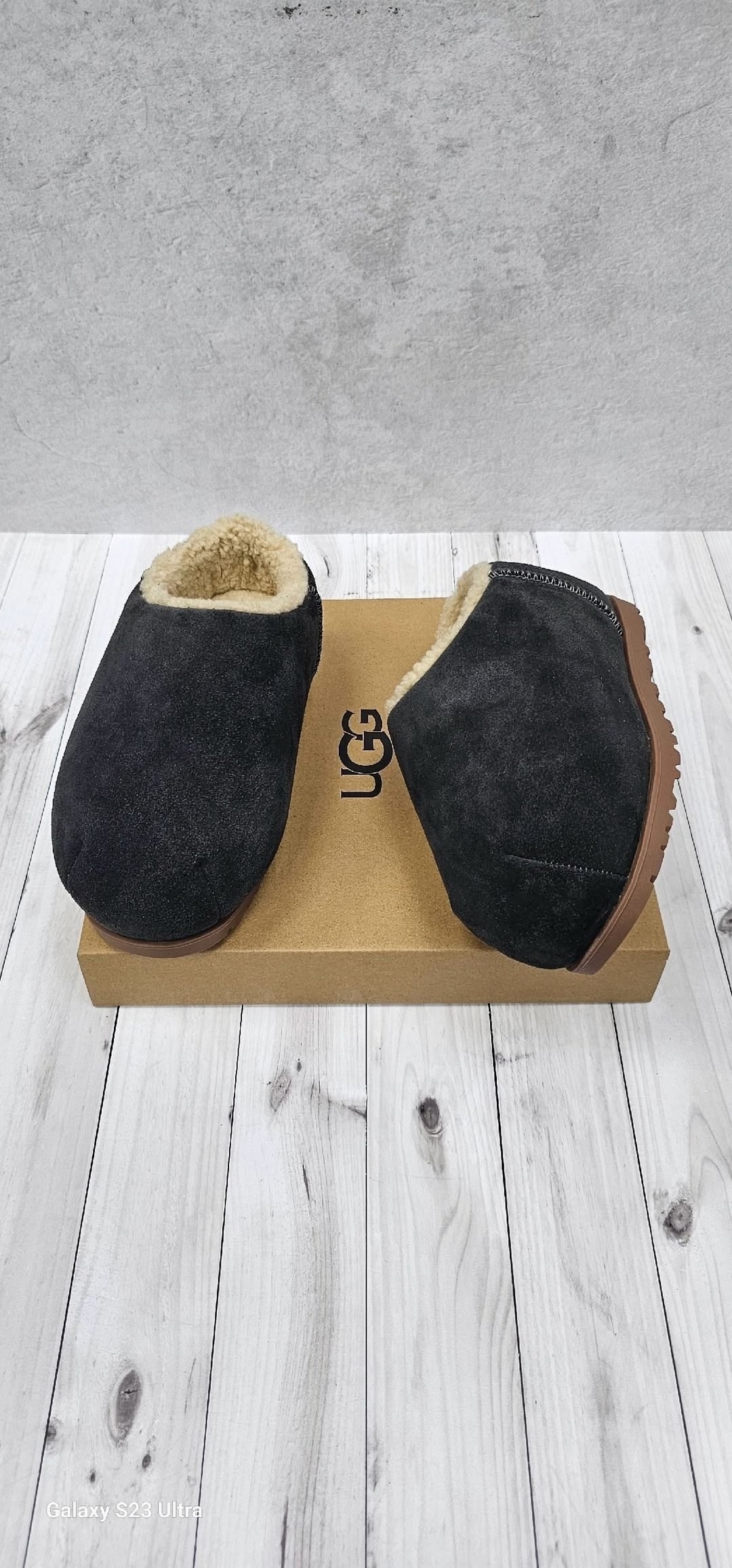 ,ugg slipper,мужские тапочки,домашние тапочки,черные тапочки