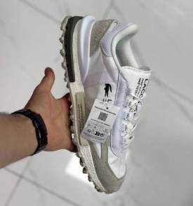 Кроссовки