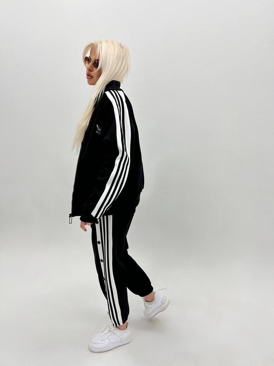 спортивный костюм adidas originals,костюмы спортивный adidas,мужской спортивный костюм adidas,спортивные костюмы адидас,костюм спортивный adidas originals костюм