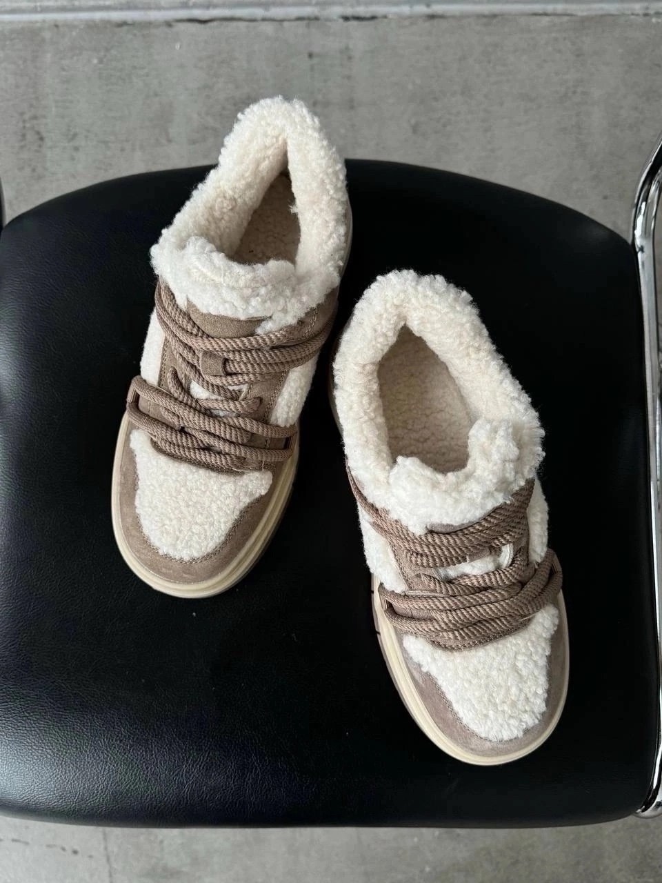 кроссовки женскиe,кроссовки женские зимние,стильная ,кроссовки зимнее, женская