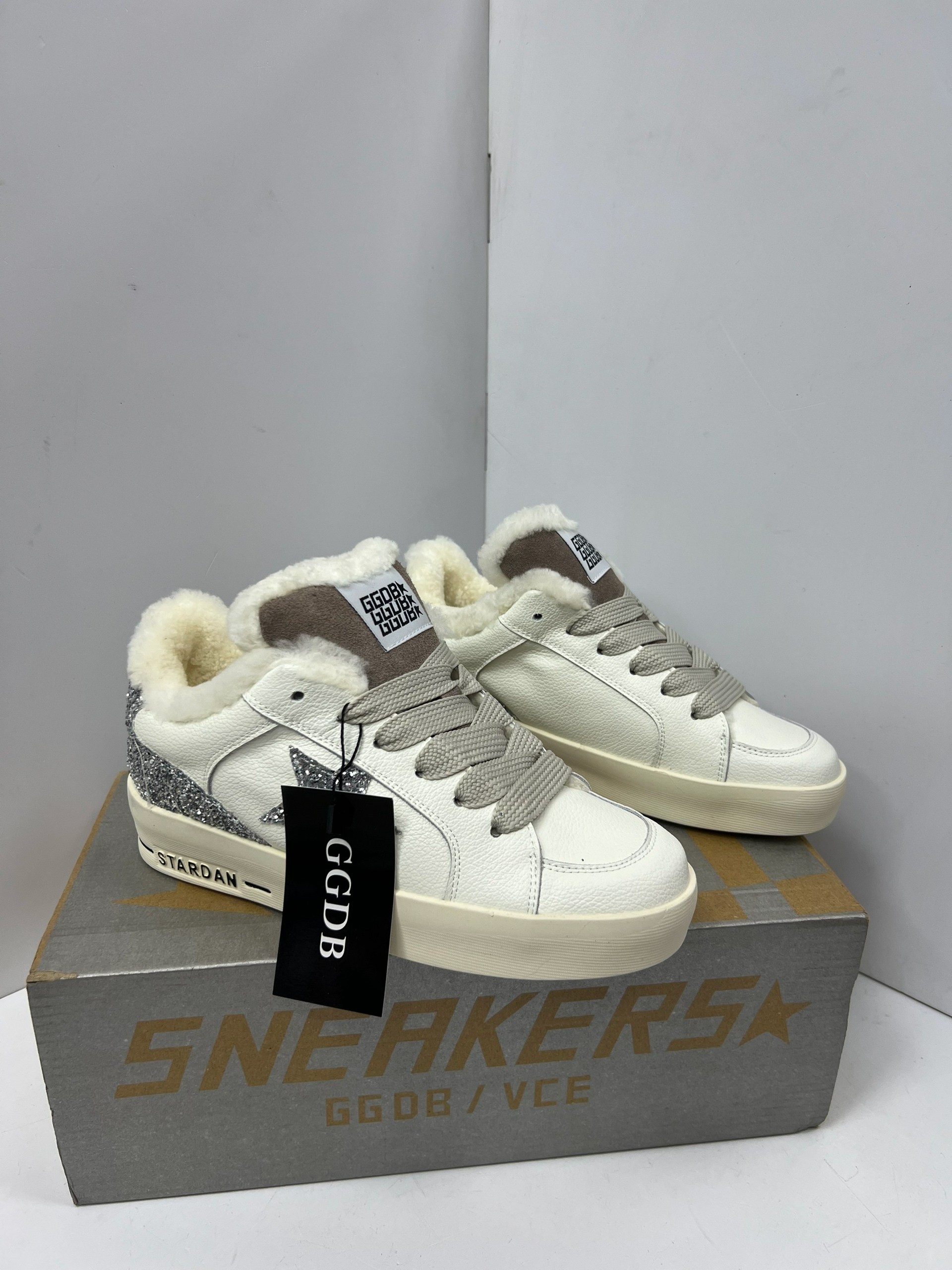 ,golden goose кроссовки,кеды golden goose,кеды женские зимние, женская