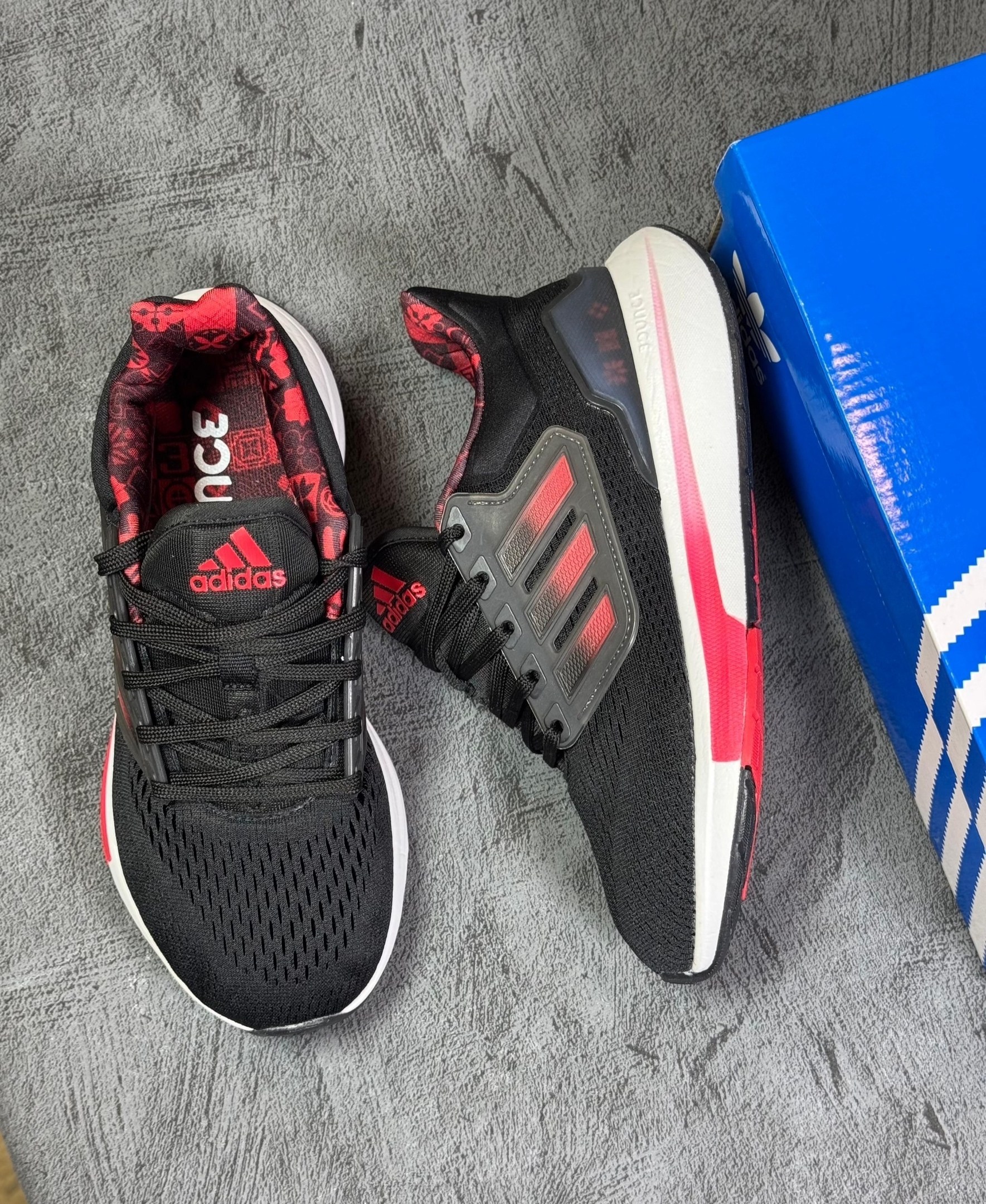 кроссовки adidas,кроссовки мужские adidas,adidas кроссовки adidas,кроссовки adidas eq 21 run,adidas ultra boost