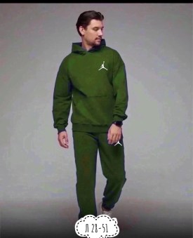 Костюм