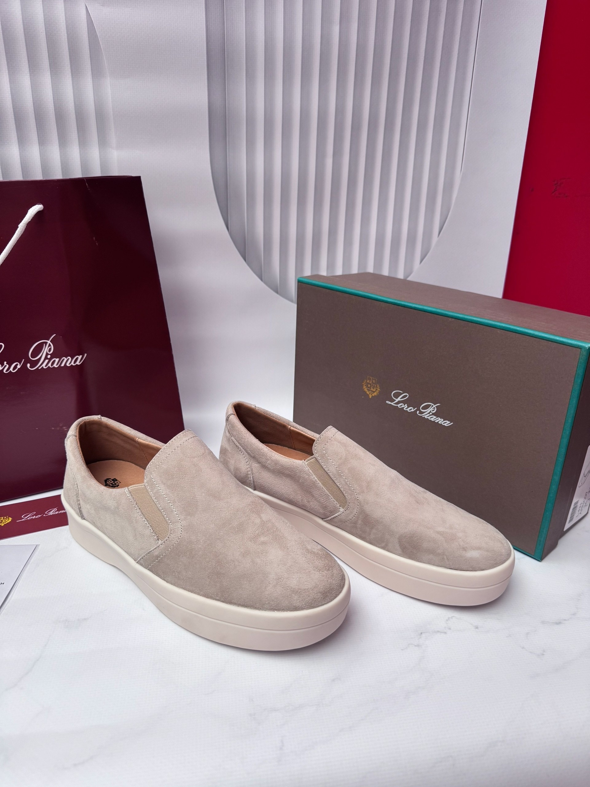 лоферы из натуральной замши loro piana,,лоферы loro piana замшевые,лоферы женские из натуральной замши loro piana,loro piana лоферы