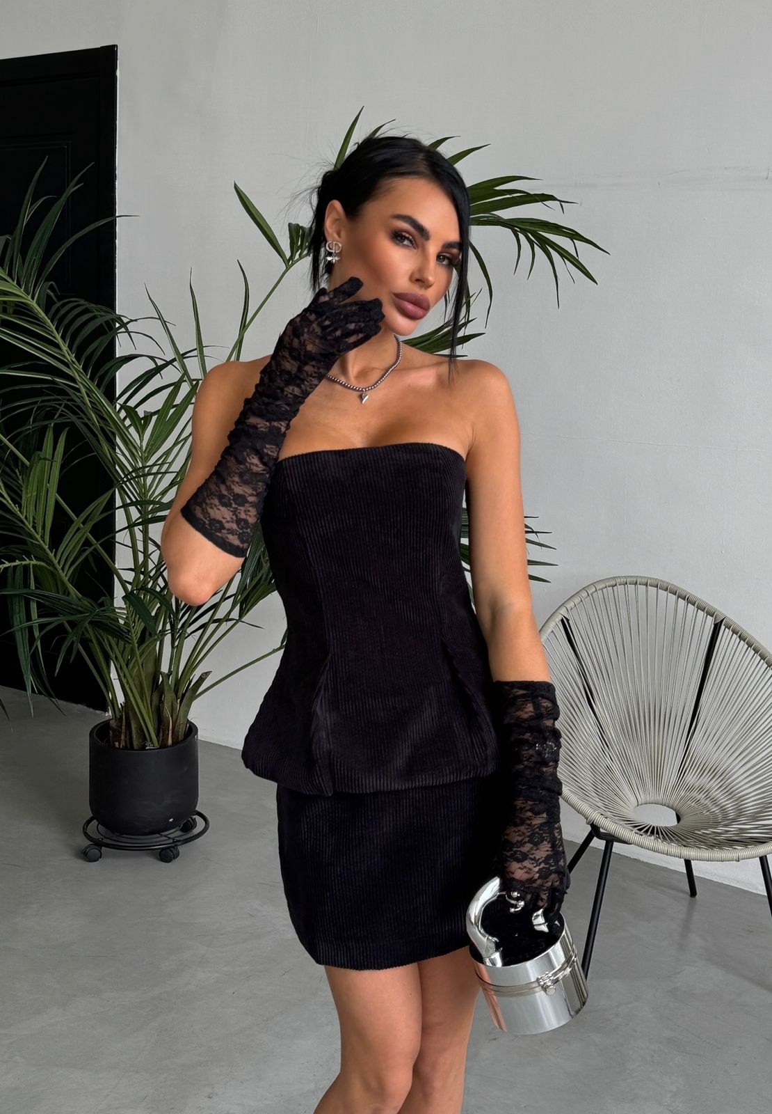 бархатное платье,шикарные платья,платье корсет,бархатное платье мини,черное бархатное платье