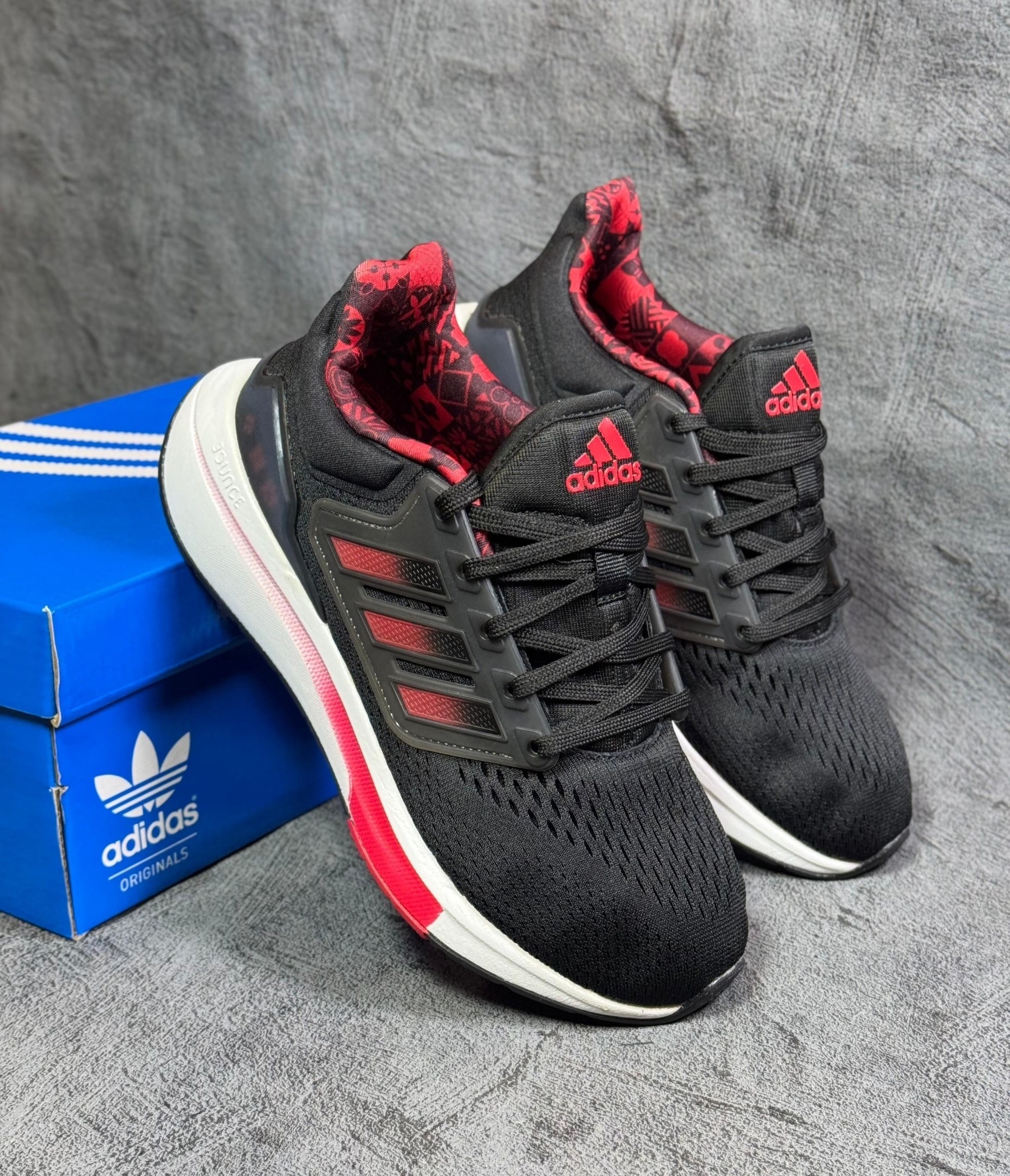 кроссовки adidas,кроссовки мужские adidas,adidas кроссовки adidas,кроссовки adidas eq 21 run,adidas ultra boost
