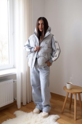 Костюм