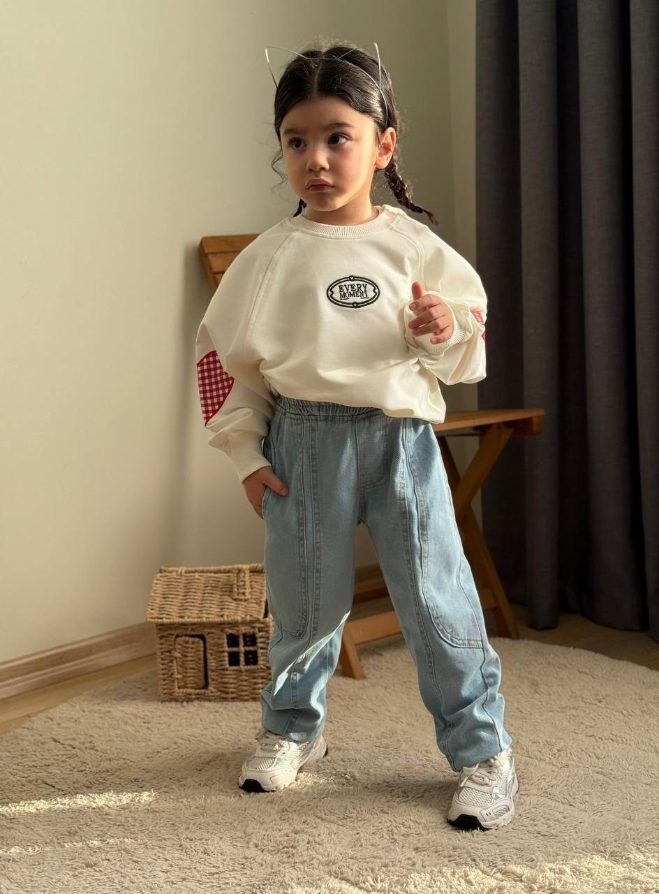 модные джинсы,детский свитшот,детские одежда,джинсы для мальчик,одежда для девочек